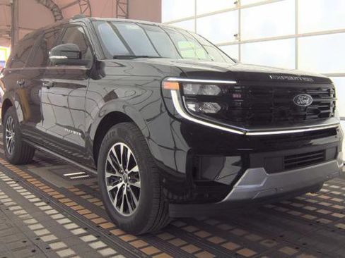 Used 2025 Ford Expedition Max Platinum AWD/4WD image 25