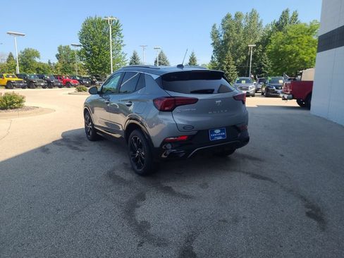 Used 2024 Buick Encore GX Sport Touring AWD/4WD image 4