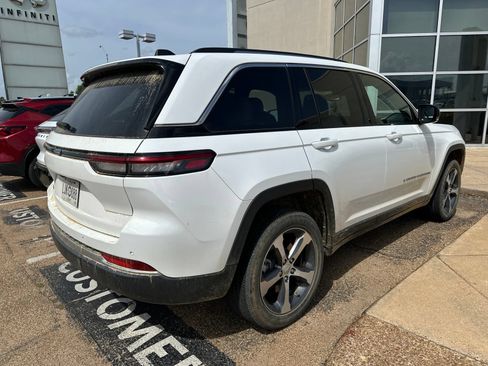 Used 2022 Jeep Grand Cherokee Limited 4xe AWD/4WD image 5