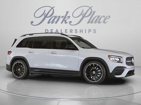 Certified 2023 Mercedes-Benz GLB 250 image 30