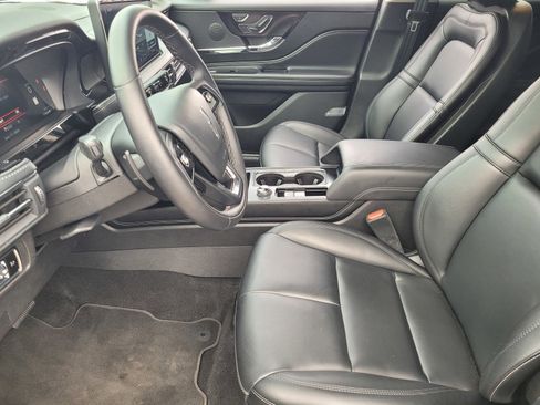 Used 2025 Lincoln Corsair FWD image 21