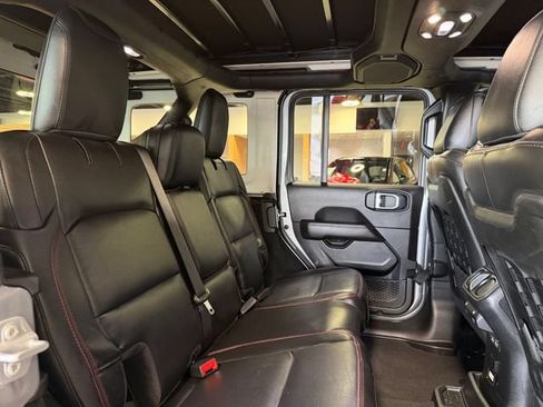 Used 2021 Jeep Wrangler Unlimited Rubicon AWD/4WD image 19