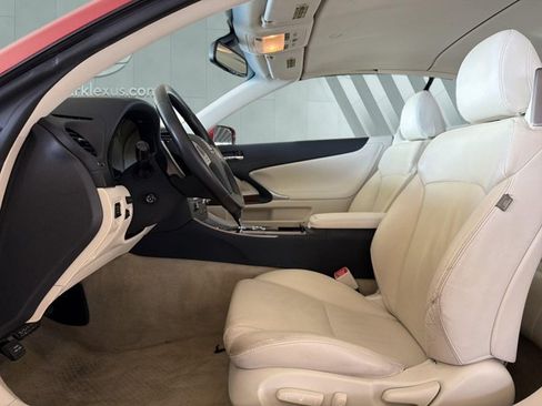 Used 2014 Lexus IS 250C w/ Navigation System Package RWD image 7