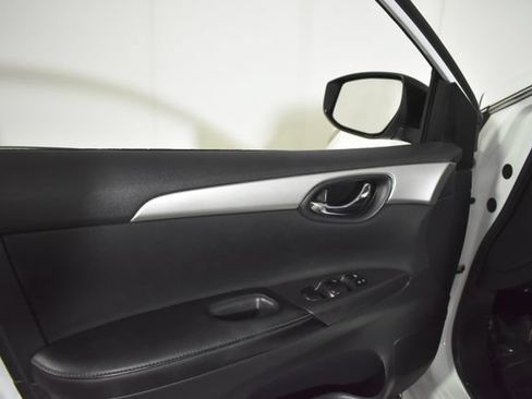 Used 2019 Nissan Sentra S FWD image 7
