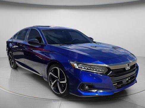 Used 2022 Honda Accord Sport image 4