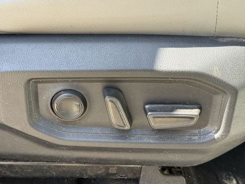 Used 2022 Toyota Tundra SR5 w/ TRD Off-Road Premium Package RWD image 29