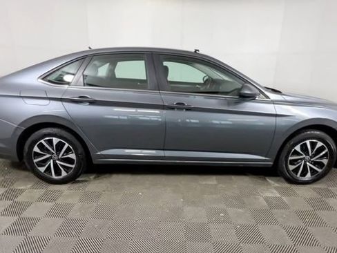 Used 2023 Volkswagen Jetta S FWD image 3