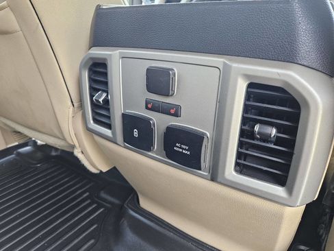 Used 2017 Ford F150 Lariat w/ Equipment Group 502A Luxury image 18