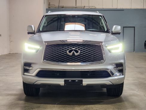 Used 2022 INFINITI QX80 Luxe w/ Cargo Package AWD/4WD image 2