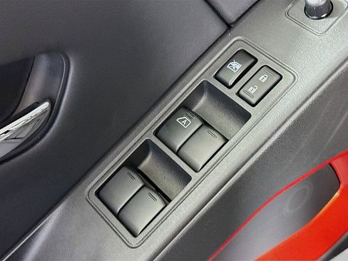 New 2025 Nissan Frontier PRO-4X image 18