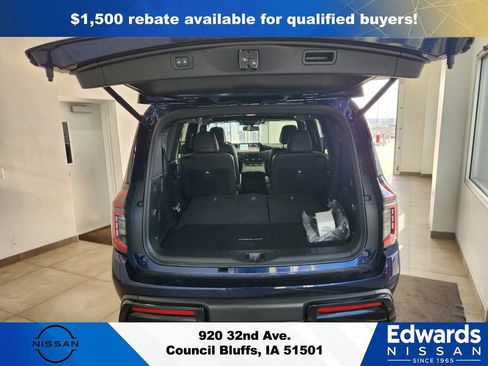 New 2026 Nissan Armada PRO-4X w/ Captain's Chari Seat Package AWD/4WD image 12