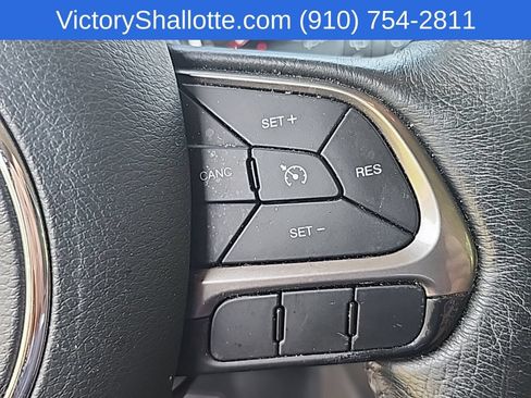 Used 2021 Jeep Renegade Limited AWD/4WD image 12