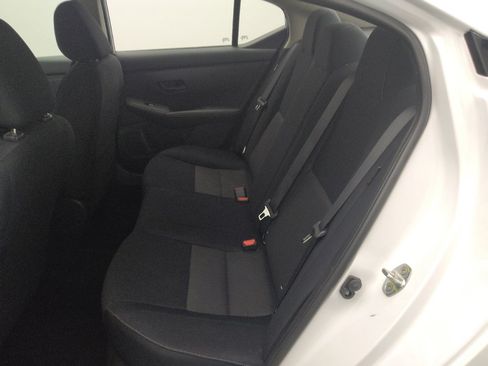 Used 2024 Nissan Sentra SV FWD image 18