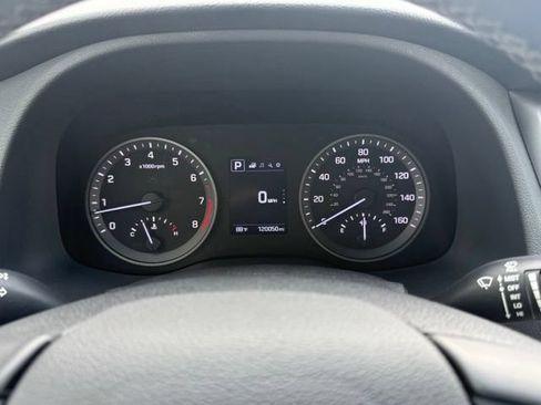 Used 2018 Hyundai Tucson Value AWD/4WD image 29