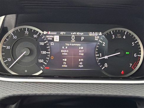 Used 2023 Land Rover Range Rover Evoque S image 27