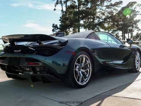 Used 2022 McLaren 720S Spider image 8