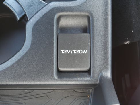 Used 2025 Subaru Forester Limited AWD/4WD image 25