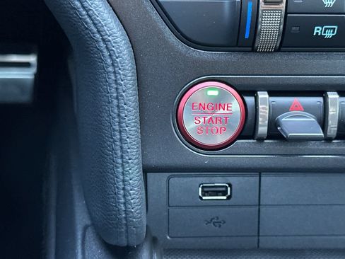 Certified 2020 Ford Mustang Shelby GT500 w/ Carbon Fiber Track Pack image 23