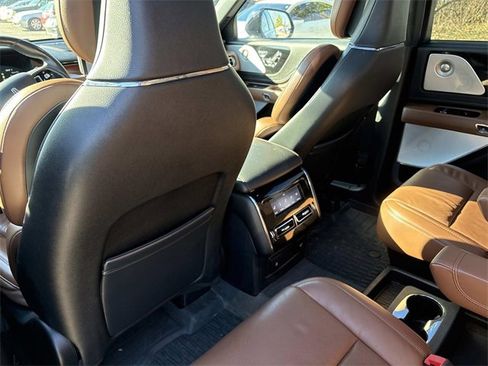 Certified 2023 Lincoln Aviator Grand Touring w/ Equipment Group 301A image 18