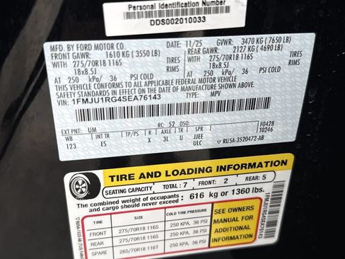 Used 2025 Ford Expedition Tremor AWD/4WD image 31