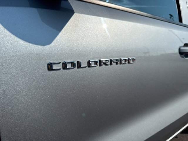 Used 2025 Chevrolet Colorado LT w/ Advanced Trailering Package AWD/4WD image 33