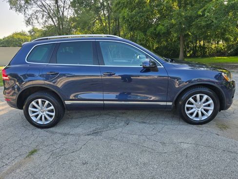 Used 2012 Volkswagen Touareg VR6 AWD/4WD image 4