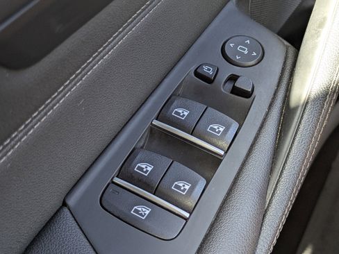 Used 2023 BMW 530i w/ M Sport Package image 29