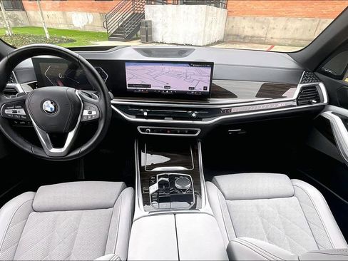 Used 2024 BMW X5 sDrive40i w/ Premium Package image 20