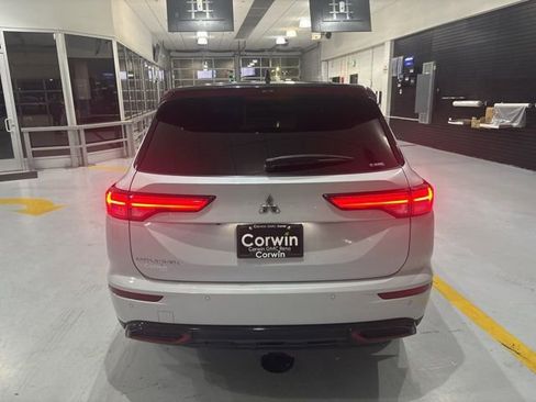 Used 2023 Mitsubishi Outlander Ralliart image 7