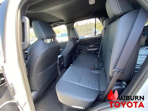 New 2026 Toyota 4Runner TRD Off-Road Premium AWD/4WD image 23