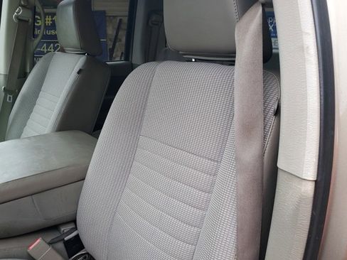 Used 2008 Dodge Ram 1500 Truck ST image 18