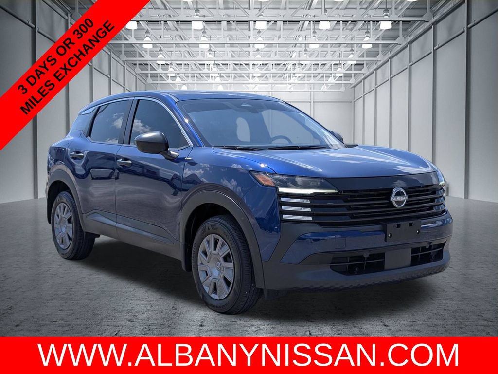 Used 2025 Nissan Kicks S FWD image 1