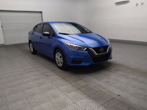 Used 2020 Nissan Versa S FWD image 13