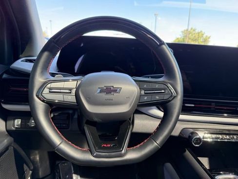 Used 2025 Chevrolet Silverado EV RST image 21