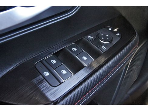 Certified 2025 Nissan Kicks SR FWD image 21