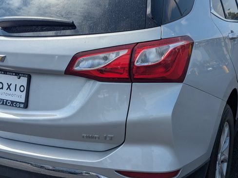 Used 2020 Chevrolet Equinox LT AWD/4WD image 4