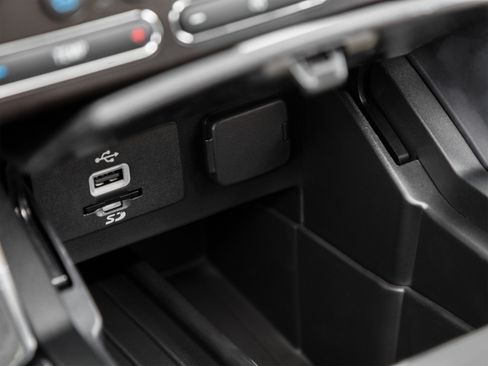 Used 2017 Ford Explorer Limited FWD image 44