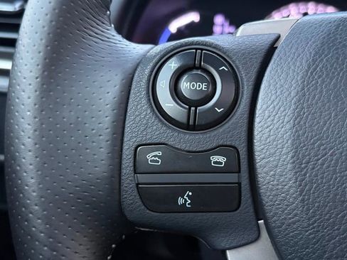 Used 2017 Lexus CT 200h image 23