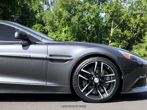 Used 2015 Aston Martin Vanquish Coupe RWD image 9