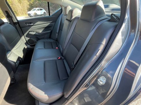 Used 2025 Nissan Altima 2.5 SR image 32