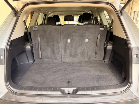 Used 2024 Toyota Grand Highlander AWD Hybrid image 8