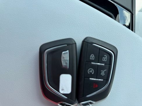 Certified 2024 Cadillac Lyriq Luxury AWD/4WD image 24