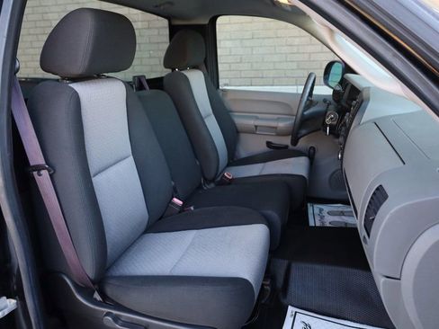 Used 2009 GMC Sierra 1500 W/T image 16