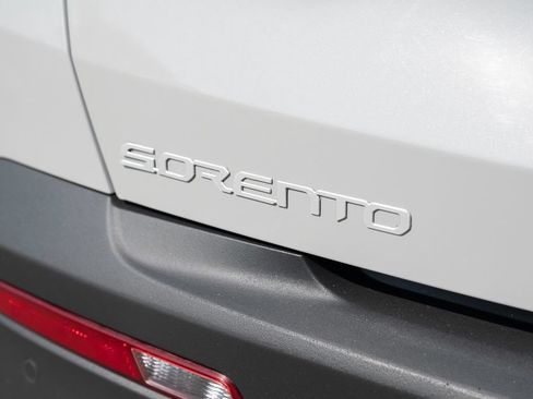 Used 2023 Kia Sorento X-Line EX AWD/4WD image 13