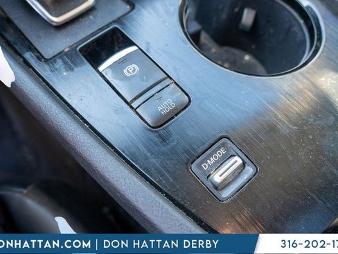 Used 2023 Nissan Rogue SV w/ SV Premium Package image 11