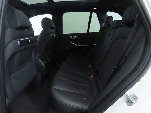 New 2026 BMW X5 xDrive40i w/ Premium Package image 22