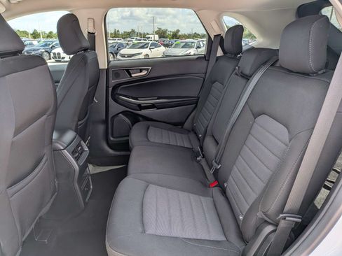 Used 2024 Ford Edge SE AWD/4WD image 16