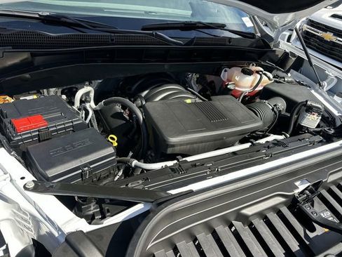 Used 2025 GMC Sierra 1500 AT4 image 29