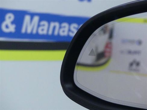 Used 2022 BMW X3 xDrive30i w/ Convenience Package image 22