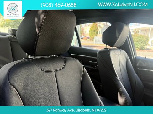 Used 2018 BMW 330i xDrive Sedan w/ Convenience Package image 23